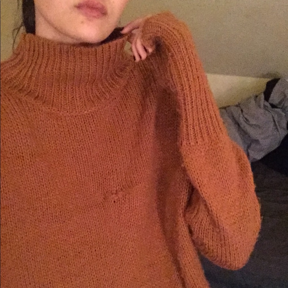 DAMAGED One Teaspoon Open Turtleneck